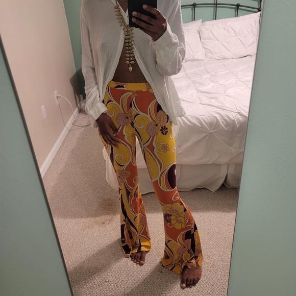 NWOT Free People Wildflower Flare Pant in Athens Floral | Size XS | MAKE OFFERS! - Picture 4 of 4